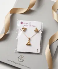 Heart Pendant Necklace with Stud Earrings – Jewellery Set view 2